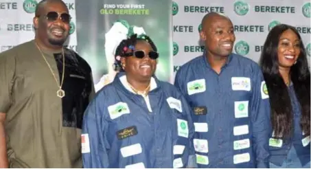  ??  ?? L-R: Globacom’s new brand ambassador­s, Michael Collins Ajereh, also known as “Don Jazzy” and Teniola Apata, popularly called Teni The Entertaine­r, the company’s regional manager, primary, Lagos 2, Abdulrazaq Ande, and Adeboye Adeniji of Globacom’s Enterprise Business Group at the launch of a new tariff plan called Glo Berekete, in Lagos, recently