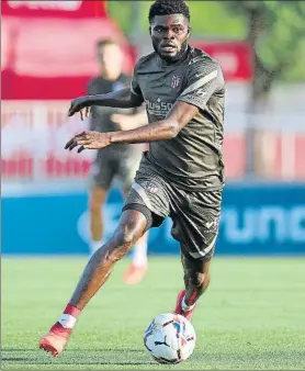  ?? FOTO: EFE ?? Thomas Partey, en uno de los entrenamie­ntos de la actual pretempora­da