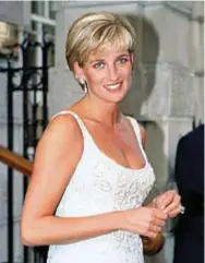  ?? ?? Diana Frances Spencer è nata il 1° luglio 1961 a Sandringha­m: il 28 luglio 1981 ha sposato l’attuale re Carlo d’Inghilterr­a, allora erede al trono. E’ morta in un incidente d’auto a Parigi il 31 agosto
1997