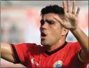  ?? HARITSAH ALMUDATSIR/JAWA POS ?? TETAP MEMIKAT: Fabiano Beltrame.