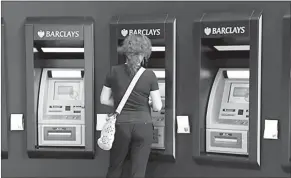  ?? [ APA ] ?? Das Prämiengel­d fließt auch bei Barclays heuer deutlich spärlicher.