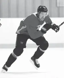  ?? SEAN KILPATRICK/THE CANADIAN PRESS ?? Mark Stone takes part in training camp drills with the Senators in Ottawa on Friday,