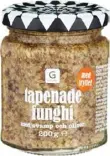  ??  ?? Tapenade med tryffelEn härlig svampröra med sommartryf­fel som är lätt att älska. God på ett kex, till grönsaker eller att blanda med grädde för en snabb pastasås. Eller kom på något annat smarrigt att göra!