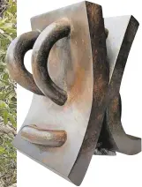  ?? ?? Sculptor Simon Rigg’s “Unity” cast bronze in 2021.