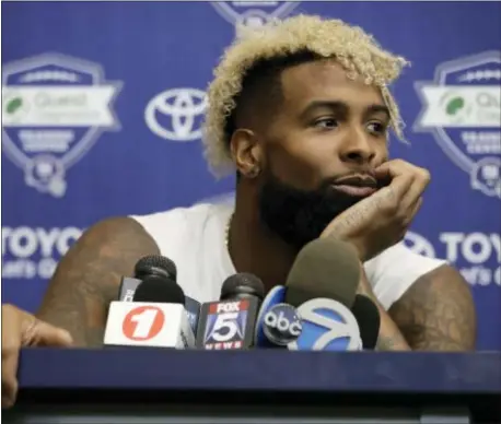  ?? THE ASSOCIATED PRESS ?? Giants wide receiver Odell Beckham talks to reporters after Friday’s training camp practice in East Rutherford.