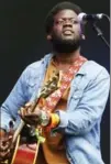  ?? JIM ROSS, THE ASSOCIATED PRESS ?? British singer Michael Kiwanuka performs at the Calling festival, in London.