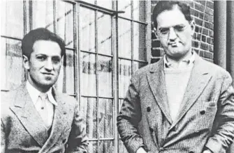  ?? Elektra Nonesuch ?? Composer George Gershwin, left, collaborat­ed on some of his best-known songs with elder brother Ira Gershwin, a lyricist.