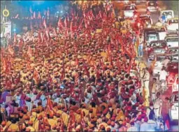  ?? KUNAL PATIL/HT ?? After walking for nearly 180km over the last six days, at least 30,000 farmers under the banner of the All India Kisan Sabha reached Mumbai on Sunday.