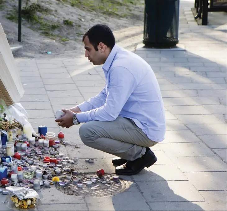  ??  ?? ORO. – Jag tänker alltid: vem är nästa, säger Housam Abbas, kusin till Ahmed Obaid som dödades i Malmö i januari. Han blev bara 16 år och hade ingen koppling till kriminella kretsar.