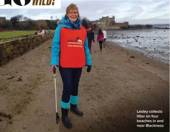  ?? ?? Lesley collects litter on four beaches in and near Blackness