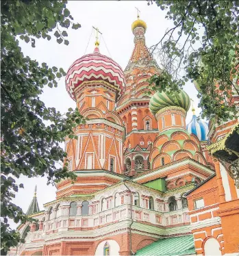  ?? PHOTOS: IRENE SEIBERLING AND MARLON MARSHALL ?? Moscow’s historic Red Square, set in the heart of the buzzing metropolis, is home to the iconic Saint Basil’s Cathedral. The 800-year-old Kremlin is also a must-see.