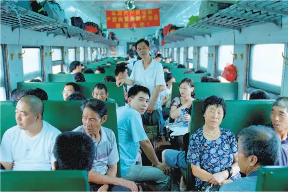  ?? Cinema Guild photos ?? Wang Xiaoshuai captures stationary shots of everyday life in the documentar­y “Chinese Portrait,” shot throughout the country during the past seven years.