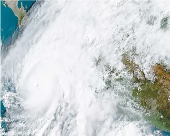  ?? PHOTO AFP ?? Cette photo satellite montre l’ouragan Willa, près de la côte ouest mexicaine.