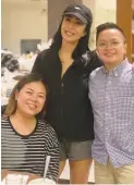  ?? ?? Gossip Girl Giselle Sanchez (center) with Ice Seguerra (right) and his partner Liza Dino