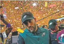  ?? ABBIE PARR/THE ASSOCIATED PRESS ?? Eagles head coach Nick Sirianni leaves the field Sunday after Philadelph­ia lost Super Bowl 57 against the Chiefs in Glendale, Ariz. The Chiefs won 38-35.