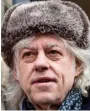  ??  ?? Protest: Bob Geldof, left, has taken a stand against Aung San Suu Kyi, right, over the treatment of Rohingya in Myanmar