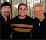  ??  ?? pre-gig: Our Entertainm­ent Editor Eoin with The Edge and Adam Clayton yesterday