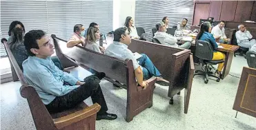  ?? JESÚS RICO ?? Las audiencias continúan mañana en la Sala de Justicia y Paz del Centro Cívico de Barranquil­la.