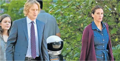  ??  ?? GET THE TISSUES OUT: Owen Wilson and Julia Roberts star in the drama ‘Wonder’