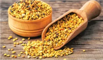  ?? STOCK.ADOBE.COM ?? Bee pollen often is added to smoothies or used to top yogurt, oatmeal, cereals or salads.