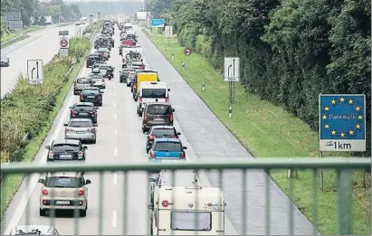  ?? BENJAMIN NOLTE / AFP / ARCHIVO ?? La autopista que enlaza Alemania con Dinamarca en el tramo donde fue detenido el expresiden­t