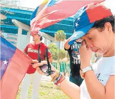  ?? FOTO: ARCHIVO ?? Una mujer llora al conocer la situación de Venezuela.