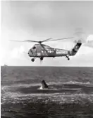  ??  ?? Liberty Bell 7 her bir dalga ile yeniden su aldığı için helikopter­in motorunu durma noktasına kadar zorladı