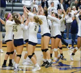  ?? MJ MCCONNEY — FOR DIGITAL FIRST MEDIA ?? Upper Merion celebrates after winning the PAC championsh­ip over Pope John Paul II.