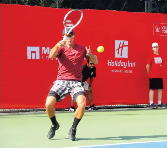  ??  ?? Peter Polansky affrontera le favori Blaz Kavcic en finale aujourd’hui.