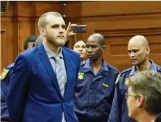  ?? DR ?? Henri van Breda condenado por ter morto a família inteira