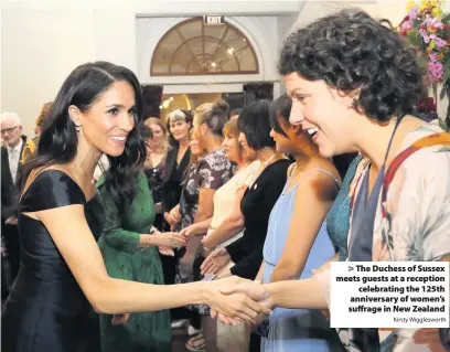  ?? Kirsty Wiggleswor­th ?? &gt; The Duchess of Sussex meets guests at a reception celebratin­g the 125th anniversar­y of women’s suffrage in New Zealand