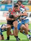  ??  ?? Prop Albert Vete says the Warriors forwards have to set the tone early against the Storm.
