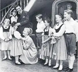  ??  ?? The Sound of Music at the Lunt-Fontanne Theatre, New York, in 1959