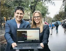  ?? ANA JIMÉNEZ ?? Daniel Salmerón y Victoria Gago han organizado el congreso