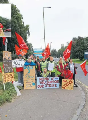  ??  ?? Pharmacy workers have been on strike since August over pay grades.