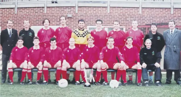  ?? ?? John Robson (back row, second left) in a Worthing team line-up after leading the club back to the Isthmian League Premier Division in 1995.