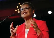  ?? ?? Karen Bass será la primera alcaldesa de Los Ángeles.