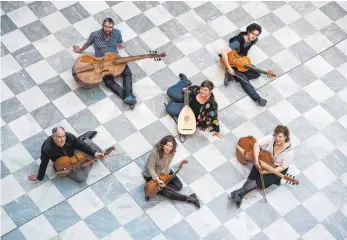  ?? FOTO: STEFAN SCHWEIGER ?? In Feldkirch sucht man nach neuen Wegen, klassische Musik zu präsentier­en. Das Gamben- Ensemble Hathor Consort gestaltet im Feldkirche­r Montfortha­us zusammen mit Experten, die sich mit der letzten Lebensphas­e beschäftig­en, einen Wort- Ton- Dialog zum...