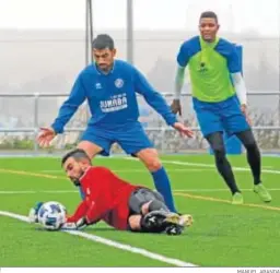  ?? MANUEL ARANDA ?? Adri Rodríguez no jugará en el Ceuta por sanción.