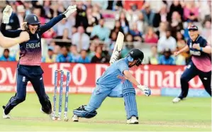  ?? PTI ?? England’s Sarah Taylor, left, celebrates after India’s Sushma Verma is bowled by England’s Alex Hartley during the ICC Women’s World Cup 2017 final match between England and India at Lord’s in London, England, Sunday