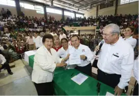  ?? JOSÉ LUIS TAPIA ?? La actual alcaldesa tuvo el apoyo de más de 5 mil simpatizan­tes.