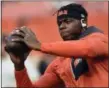  ?? DAVID RICHARD — ASSOCIATED PRESS ?? Josh Gordon warms up before a 2016 preseason game against the Bears in Cleveland.