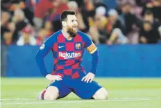  ?? AP /Joan Monfor ?? FRUSTRADO. Lionel Messi, del Barcelona, no puede creer que falló un intento de gol ante Slavia Praga.