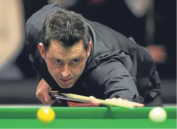  ??  ?? Ronnie O’Sullivan won through against Stephen Maguire following an ‘embarrassi­ng’ start.