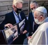  ??  ?? At a recent visit, Henrik Fisker, co-founder, Fisker showed design prototype of the PopeMobile to Pope Francis