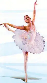  ??  ?? Prima ballerina Lisa Macuja Elizalde.