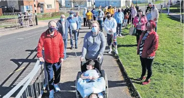  ?? ?? Anger Unhappy residents protest the lack of traffic lights earlier this year