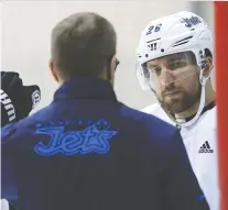  ?? KEVIN KING ?? Jets captain Blake Wheeler, right, and head coach Paul Maurice believe special teams could play a key role against Calgary.