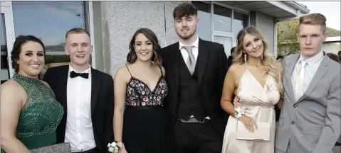  ??  ?? Sophie Gallagher, Reece O’Callaghan, Robyn Johnston, Marcus Nolan, Nadia Kahn and Ash O’Callaghan at the Loreto debs.