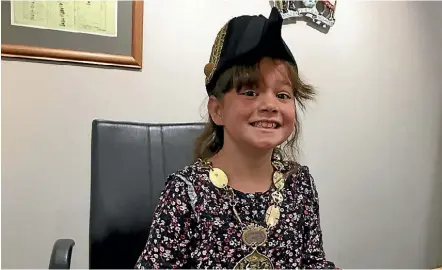  ?? VIRGINIA FALLON/FAIRFAXNZ ?? Ella-Ruth Clifford, 10, during her visit to the Porirua mayor’s office.